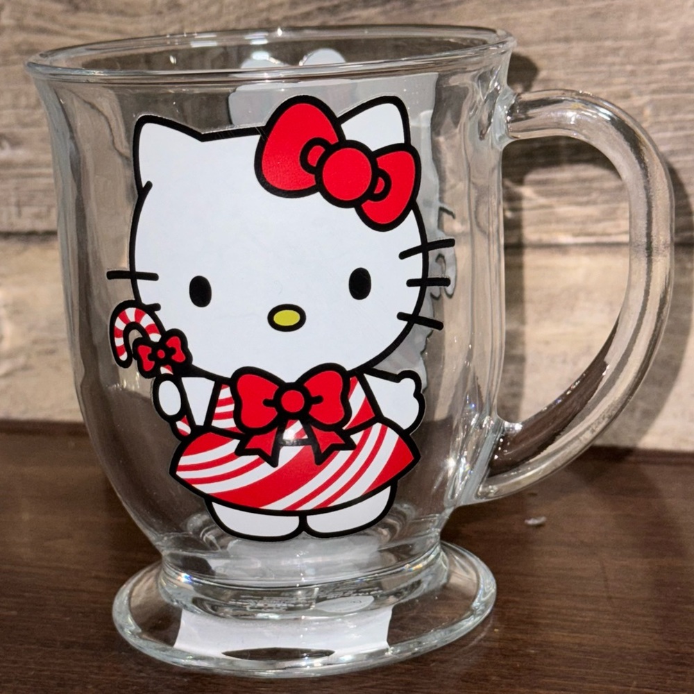 Super Cute 🥰 Hello Kitty Candy Cane glass Mug -  NEW